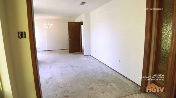 Living Room – Before