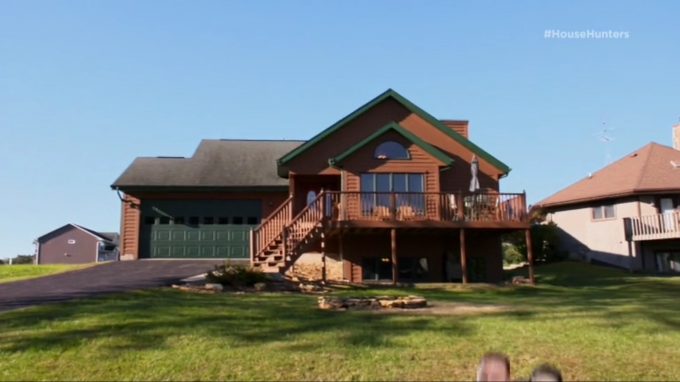 House Hunters Recap: Lake House Getaway in Illinois-3